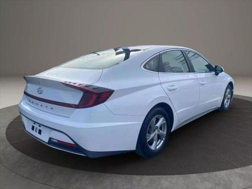 2021 Hyundai SONATA SE