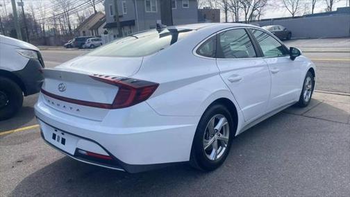 2021 Hyundai SONATA SE