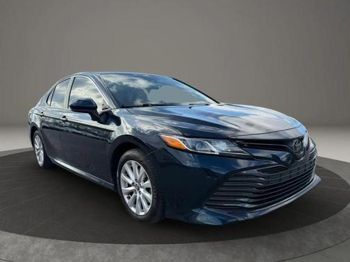 Blue 2018 Toyota Camry LE