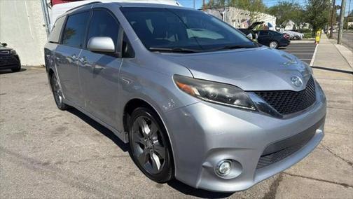 2015 Toyota Sienna SE