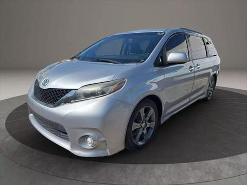 2015 Toyota Sienna SE