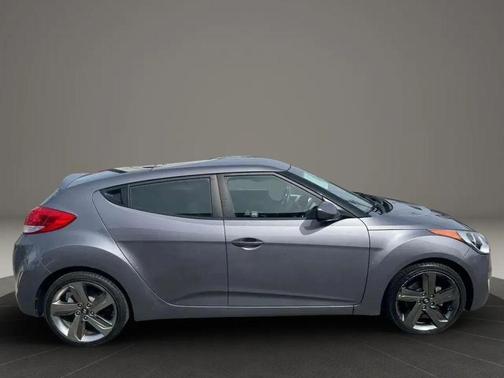 2017 Hyundai Veloster Base