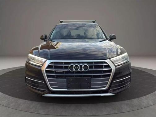 2020 Audi Q5 45 Titanium Premium