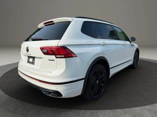 Pure White 2022 Volkswagen Tiguan 2.0T SE R-Line Black 4MOTION