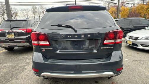 2018 Dodge Journey Crossroad