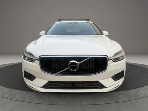 2018 Volvo XC60 T6 Momentum
