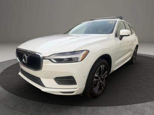 2018 Volvo XC60 T6 Momentum