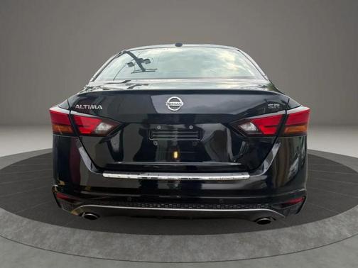 Super Black 2020 Nissan Altima SR FWD