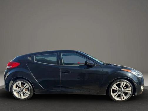 2015 Hyundai Veloster Base