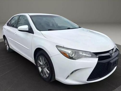 2016 Toyota Camry SE w/Special Edition Pkg