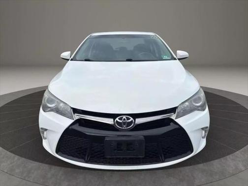 2016 Toyota Camry SE w/Special Edition Pkg