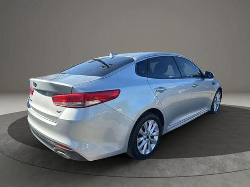 2017 Kia Optima EX