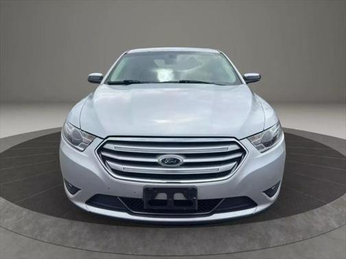 2016 Ford Taurus Limited