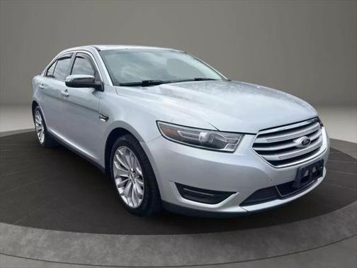 2016 Ford Taurus Limited