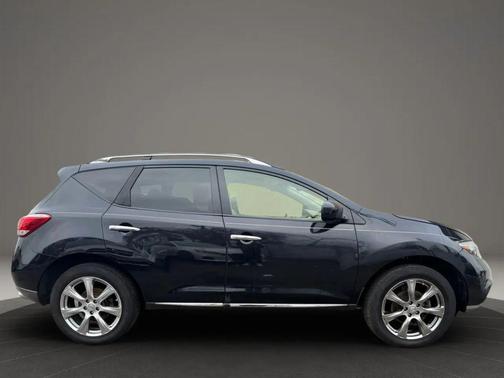 2012 Nissan Murano LE