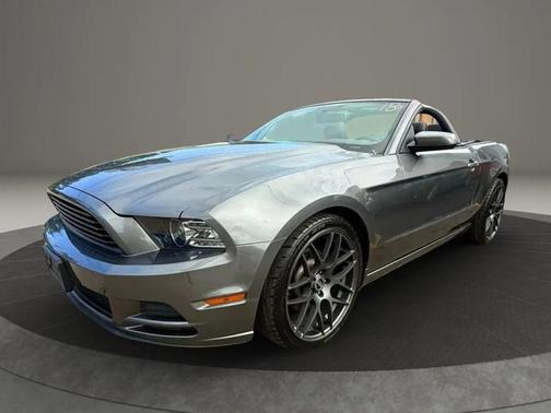 2014 Ford Mustang V6 Premium
