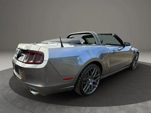 2014 Ford Mustang V6 Premium
