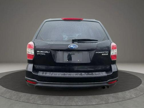 Crystal Black Silica 2015 Subaru Forester 2.5i