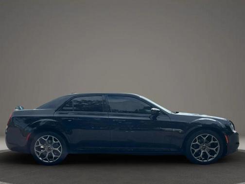 2018 Chrysler 300 Touring