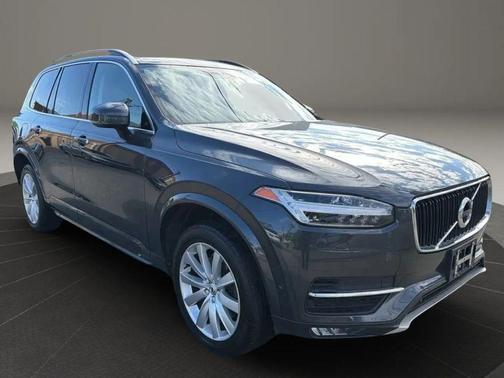 Savile Gray Metallic 2016 Volvo XC90 T6 Momentum