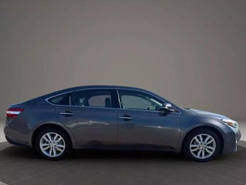 2013 Toyota Avalon XLE Premium