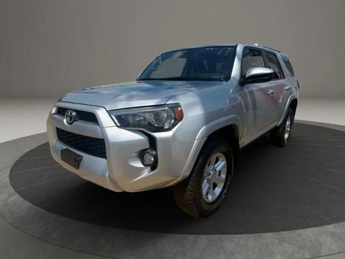 2016 Toyota 4Runner SR5 Sport Utility 4D
