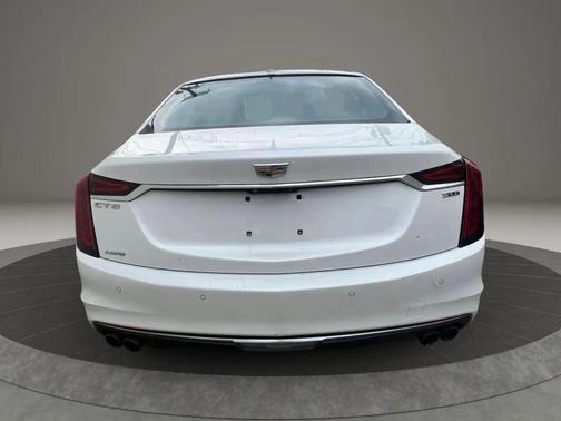 White 2019 Cadillac CT6 3.6L Luxury