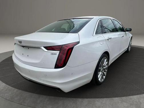 White 2019 Cadillac CT6 3.6L Luxury