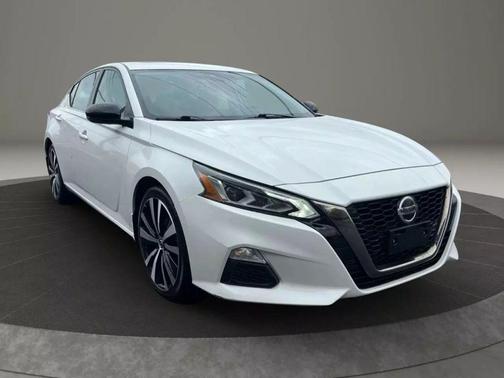 2021 Nissan Altima SR VC-Turbo FWD
