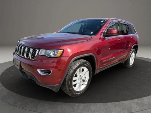 Velvet Red Pearlcoat 2017 Jeep Grand Cherokee Laredo