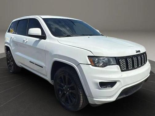 2017 Jeep Grand Cherokee Altitude