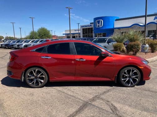 2019 Honda Civic Touring