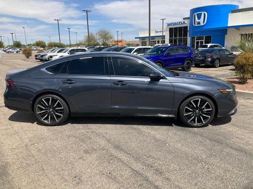 2023 Honda Accord Hybrid Touring