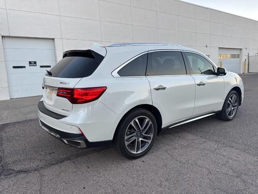 2017 Acura MDX 3.5L w/Advance Package