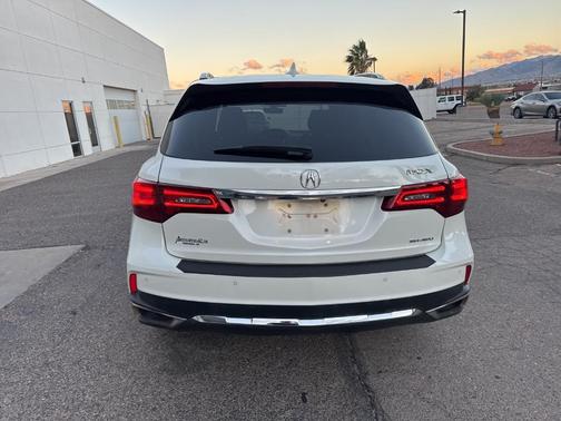 2017 Acura MDX 3.5L w/Advance Package
