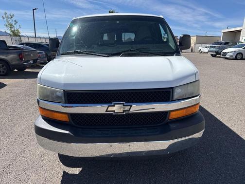 Summit White 2012 Chevrolet Express 3500 LT