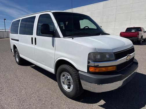 Summit White 2012 Chevrolet Express 3500 LT