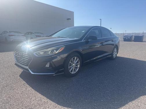 2018 Hyundai SONATA SE