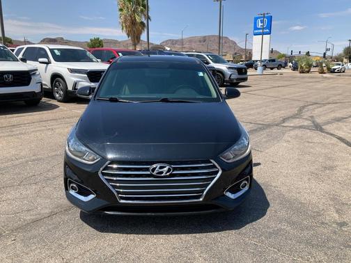 2022 Hyundai Accent SEL