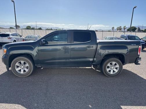 Dark Slate Metallic 2018 GMC Canyon SLE