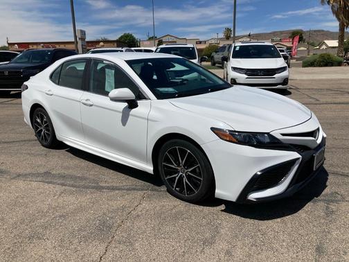 2023 Toyota Camry SE Nightshade