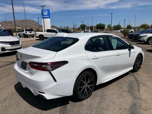2023 Toyota Camry SE Nightshade