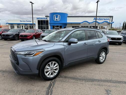 2023 Toyota Corolla Cross LE