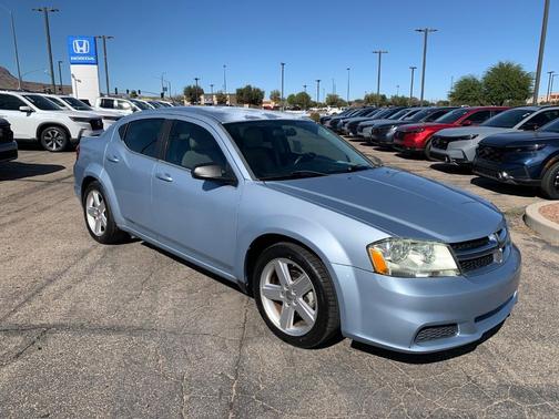 2013 Dodge Avenger SE
