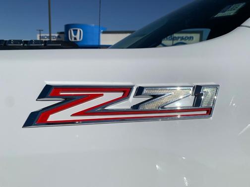 2024 Chevrolet Silverado 2500 Custom