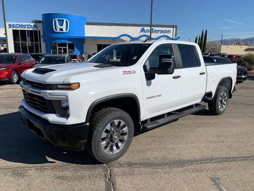 2024 Chevrolet Silverado 2500 Custom