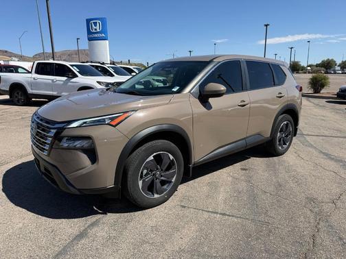Baja Storm 2024 Nissan Rogue SV