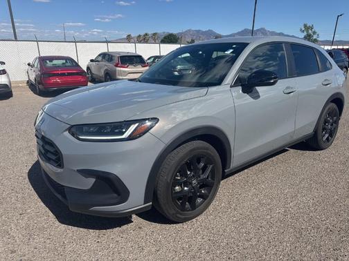 Urban Gray Pearl 2024 Honda HR-V Sport