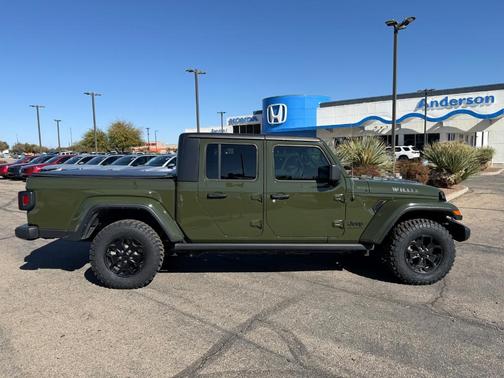 2023 Jeep Gladiator Sport