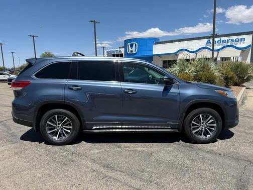 Shoreline Blue Pearl 2018 Toyota Highlander Hybrid XLE